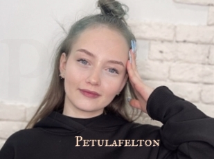 Petulafelton