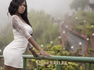 queenriley Pink Center Fold