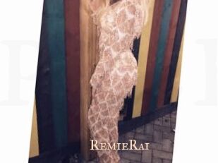 RemieRai Pink Center Fold