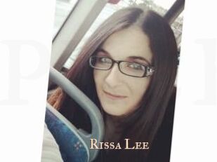 Rissa_Lee Pink Center Fold