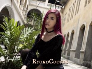 RyokoCooper Pink Center Fold