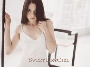 SweetTinyGirl