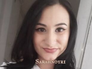 Sarahnoyr1