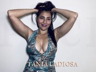 TANIA_LADIOSA Pink Center Fold