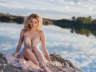 TANNIAxX Pink Center Fold