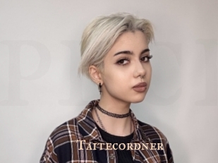 taitecordner Pink Center Fold
