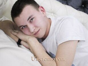 Urniceboyvil