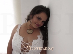vicotriakoaj Pink Center Fold