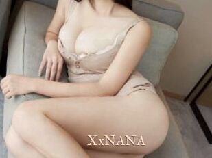 xxNANA Pink Center Fold